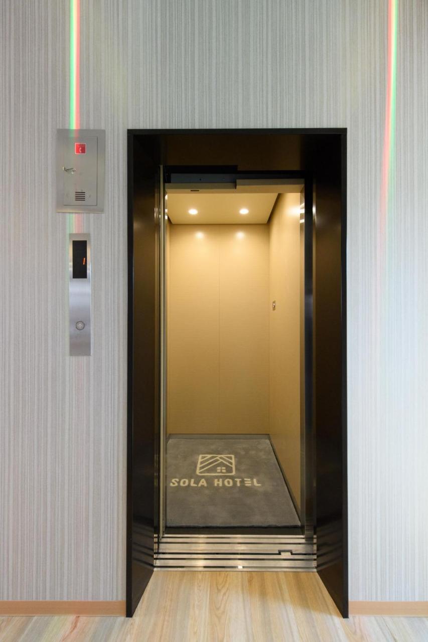 Sola Hotel Tokyo Eksteriør billede